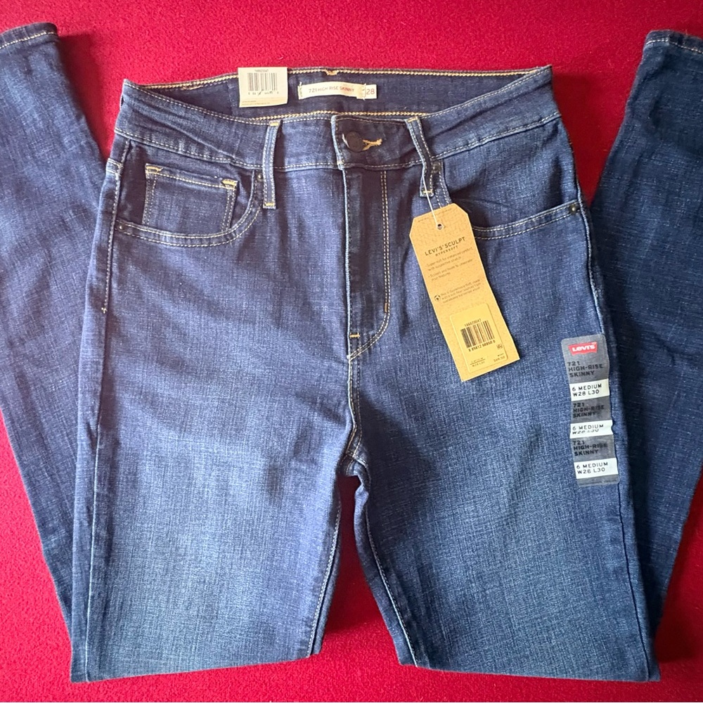 Levi's Dark Blue High-Rise Skinny Jeans